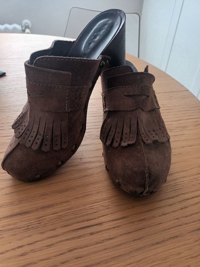 Zuecos piel vuelta topo