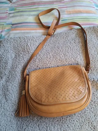 Bolso bandolera Uterqüe piel marrón