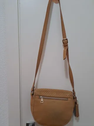 Bolso bandolera Uterqüe piel marrón