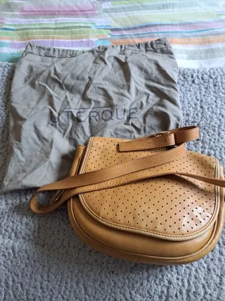 Bolso bandolera Uterqüe piel marrón