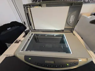 Scanner HP Scanjet 8270 usato