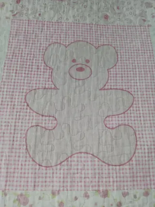 2 Colchas infantiles ositos y corazones.