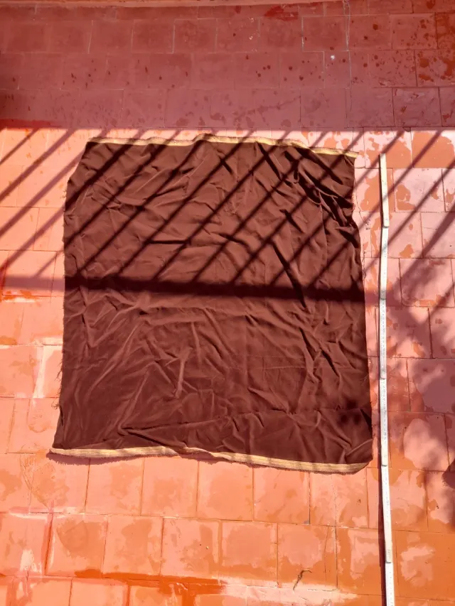 2 Paños Terciopelo Seda Marrón y Dorado