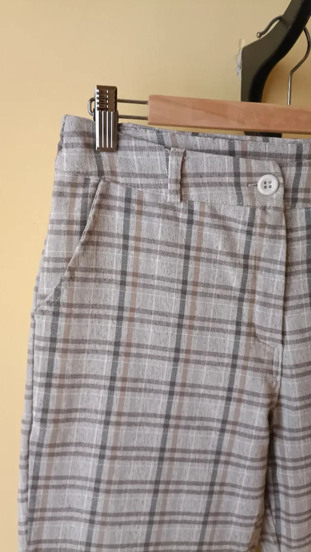 Pantalón cuadros elástico marrón y gris