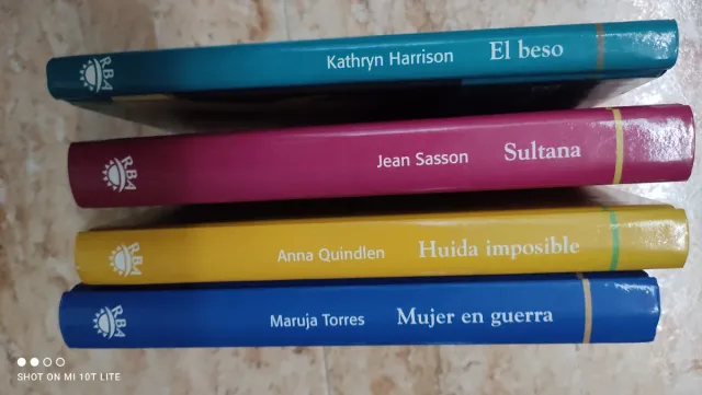 El beso  Sultana  Huida Imposible  Mujer en guerra