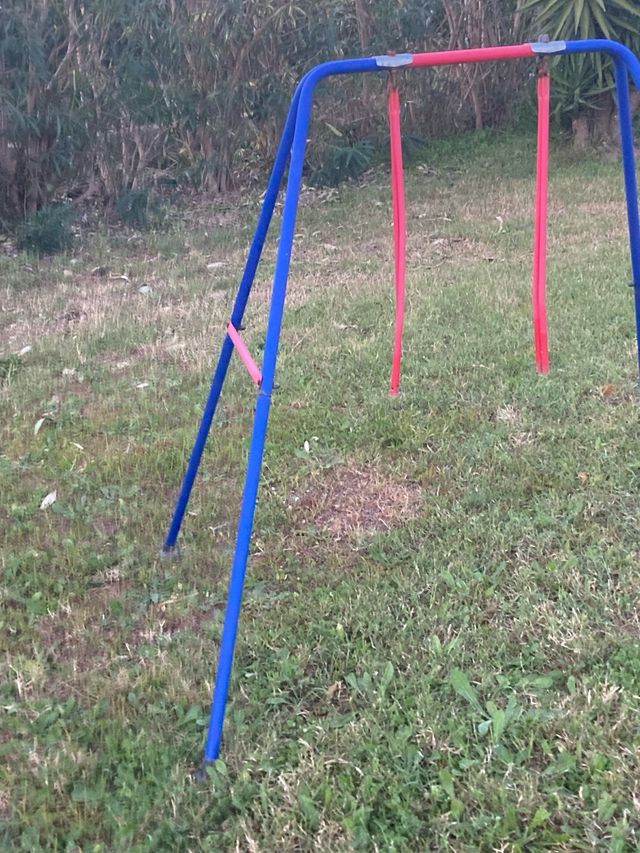 Estructura Columpio Azul y Rojo