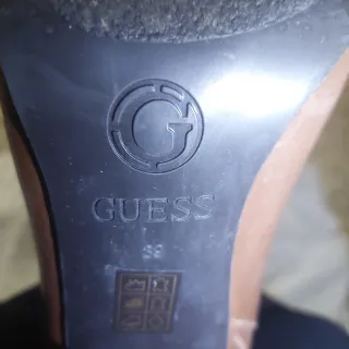 Botas Guess originales marrones en caja