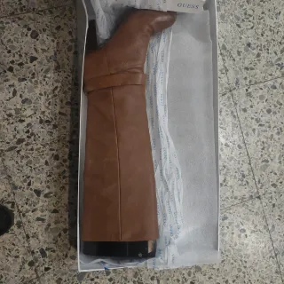 Botas Guess originales marrones en caja