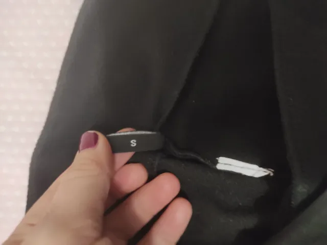 Pantalones efecto cuero Calzedonia