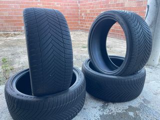 Neumáticos 255 35 20