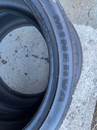 Neumáticos 255 35 20