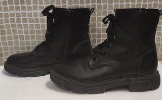 Botas negras talla 36