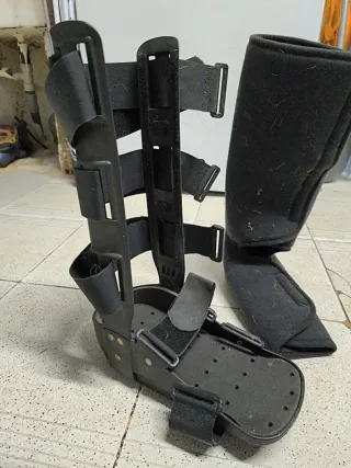 Bota ortopédica escayola negra