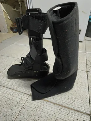 Bota ortopédica escayola negra