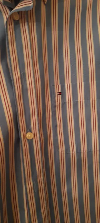 Camisa Tommy Hilfiger Rayas Azul y Rojo
