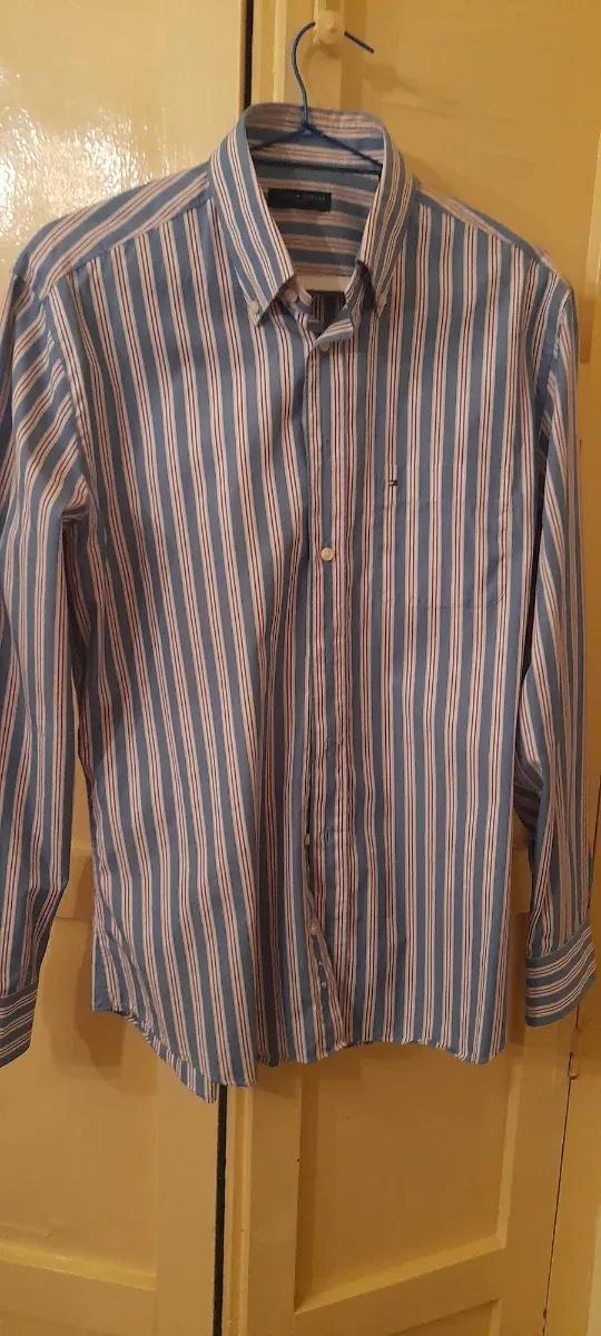 Camisa Tommy Hilfiger Rayas Azul y Rojo