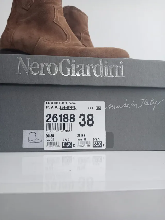 Botas Nero Giardini ante camel talla 38