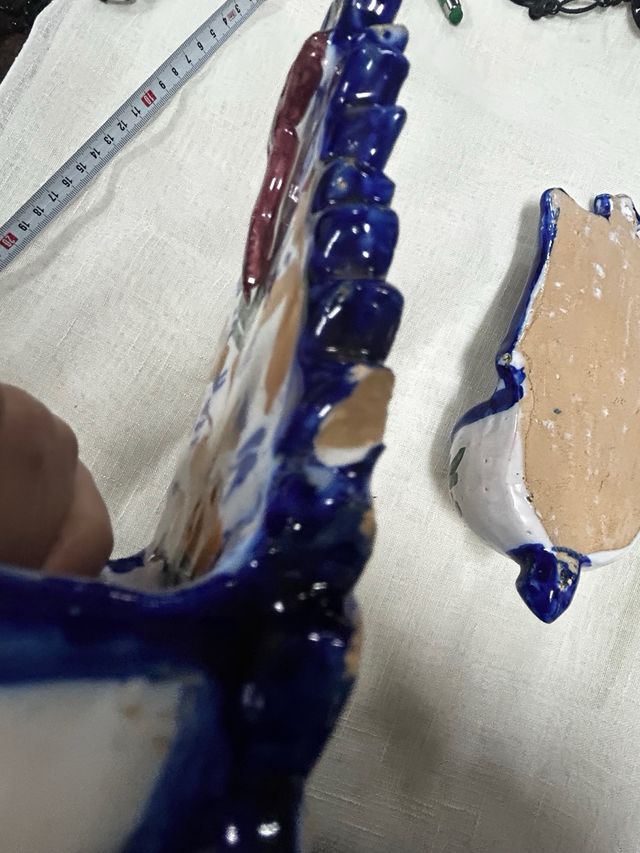 Coppia di antiche bacinelle in porcellana