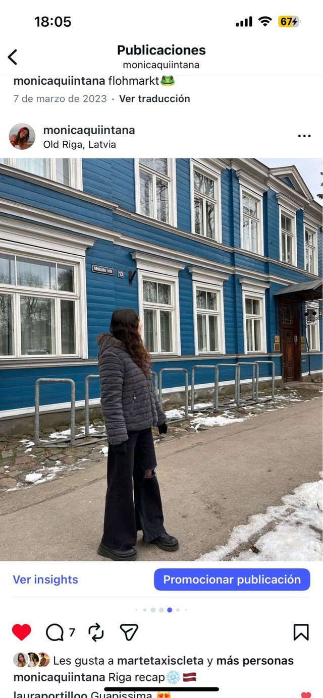 Pantalones vaqueros negros anchos