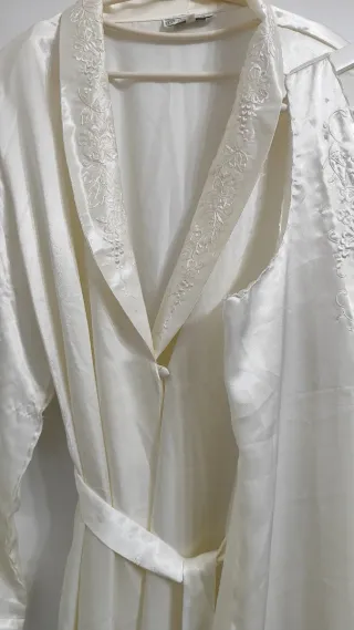 Camisón, bata, Elegante y clásico. Calidad. 90's