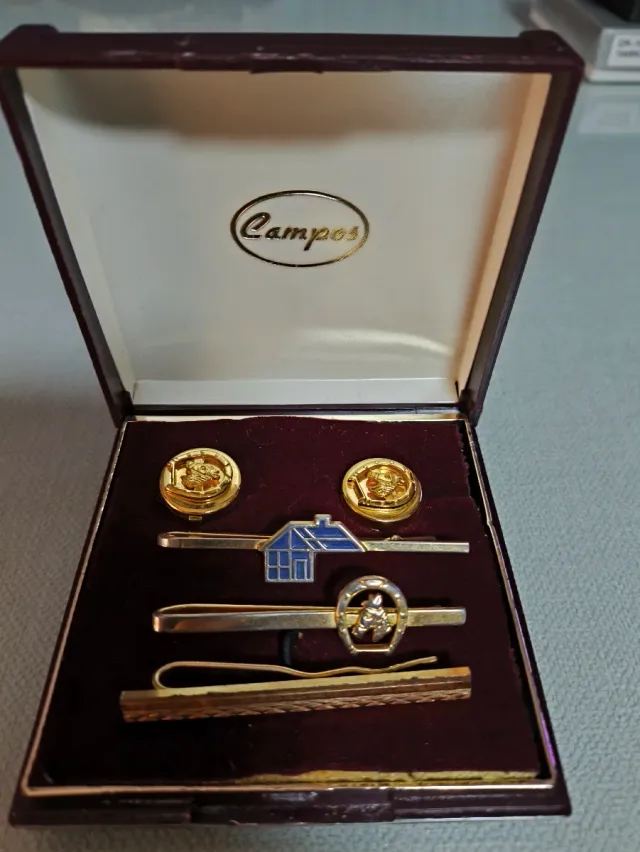 Gemelos y Pisacorbata Dorados y Azules