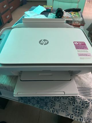 Impresora HP DeskJet 2820e