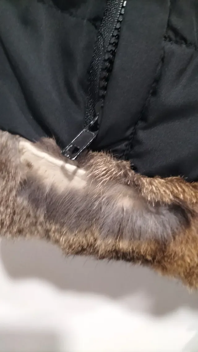 Chaleco Trucco Negro con Detalles Marrones