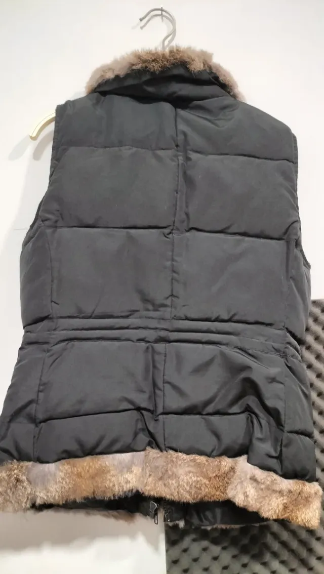 Chaleco Trucco Negro con Detalles Marrones