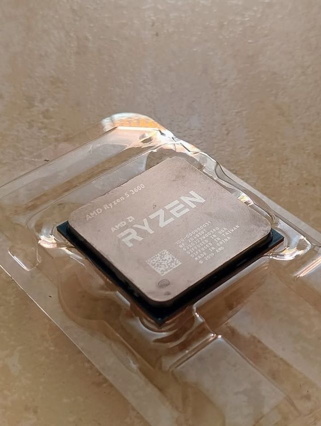 AMD Ryzen 5 3600 + 16GB DDR4 RAM