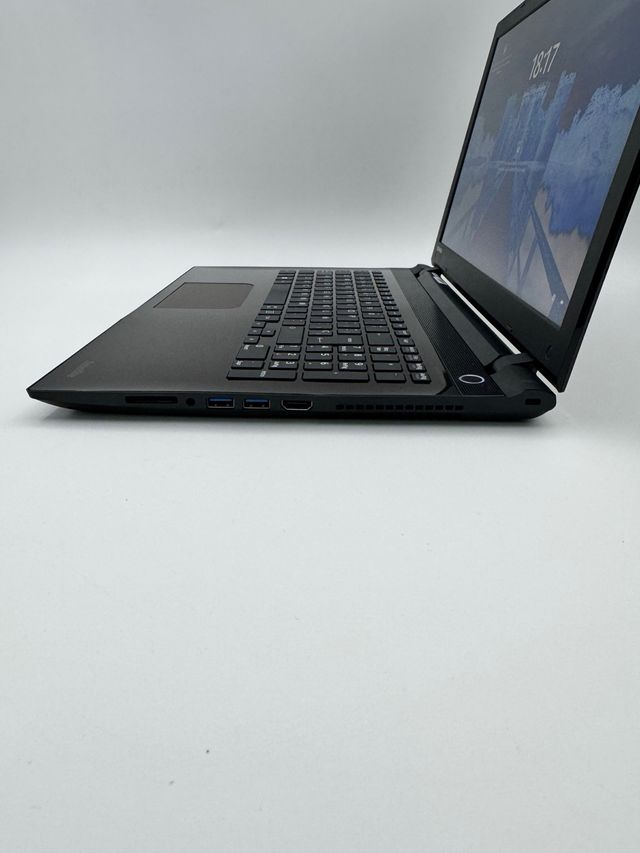 Toshiba i7 16GB RAM 1TB SSD Nvidia 930M