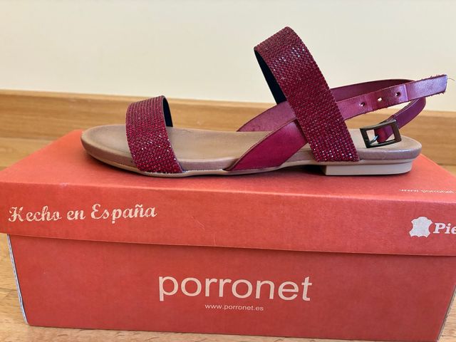 Sandalias Porronet rosas con pedrería