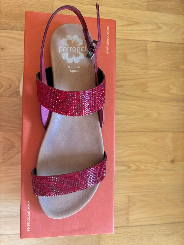 Sandalias Porronet rosas con pedrería