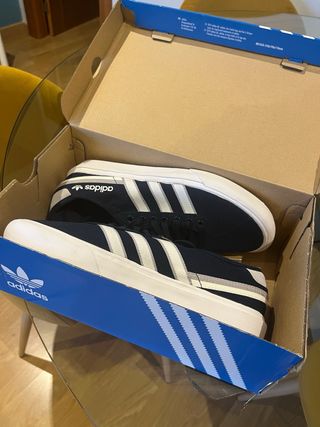 Zapatillas Adidas Delpala Azul Marino Talla 42.5