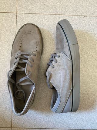 Tenis Nike Janoski Grises Talla 43