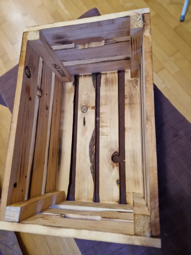 Caja de madera rústica