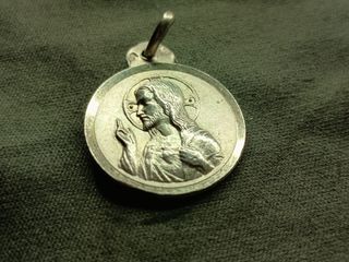 Medalla de plata religiosa