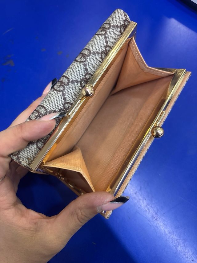 Cartera/Monedero Beige y Dorada