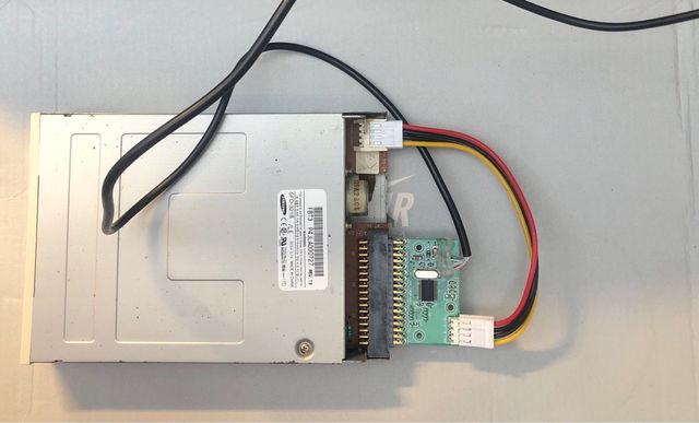 Disquetera Samsung 3.5 + Adaptador USB