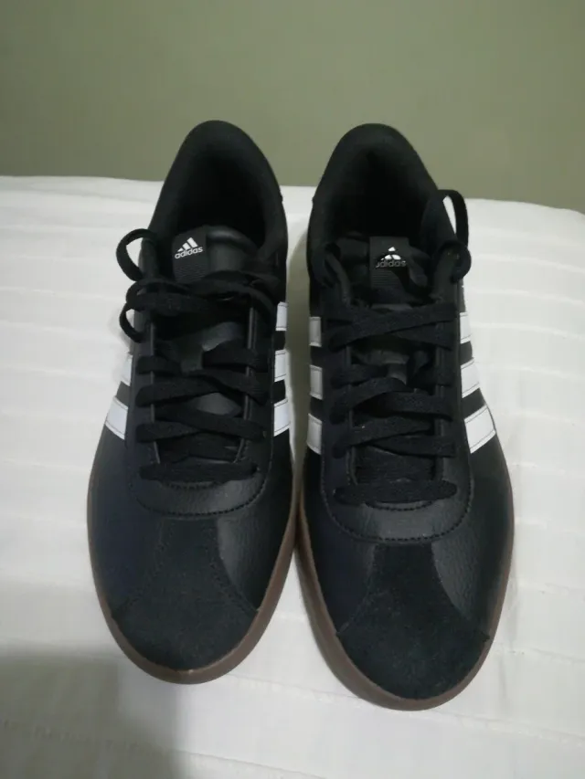 Zapatillas Adidas Negras Suela Marrón