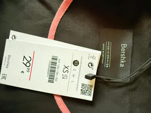 Chaqueta Bershka NUEVA Talla XS/34