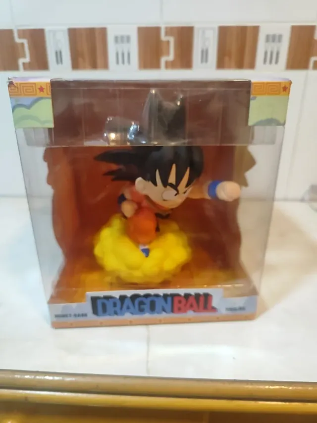 Figura Dragon Ball Goku Nube Kinton