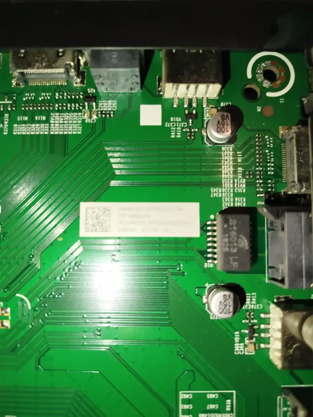 Fuente de alimentaccion y Placa Base televisión Hi