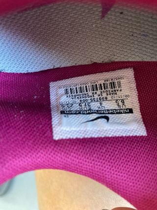 Tenis Nike Air Sculpt TR Negro/Rosa