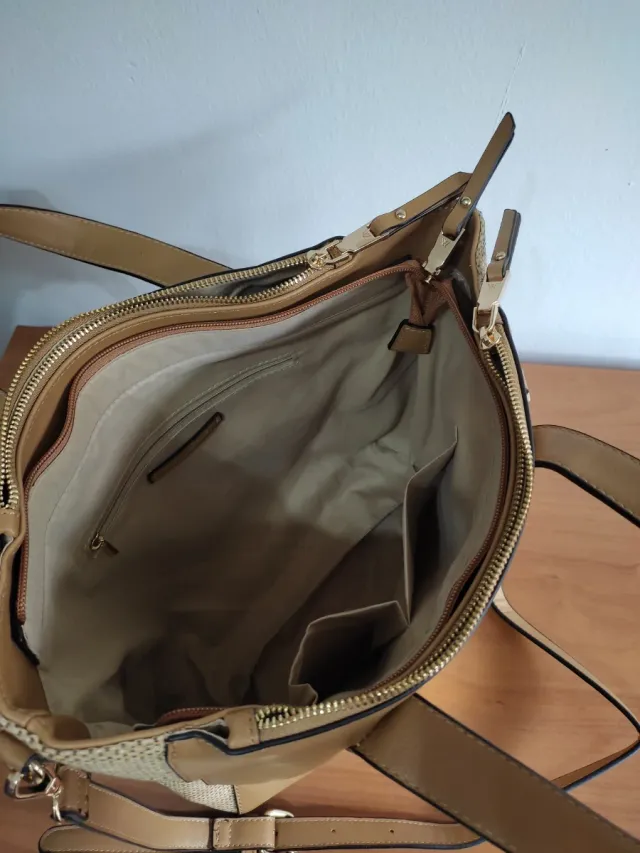 Bolso Parfois Beige y Dorado