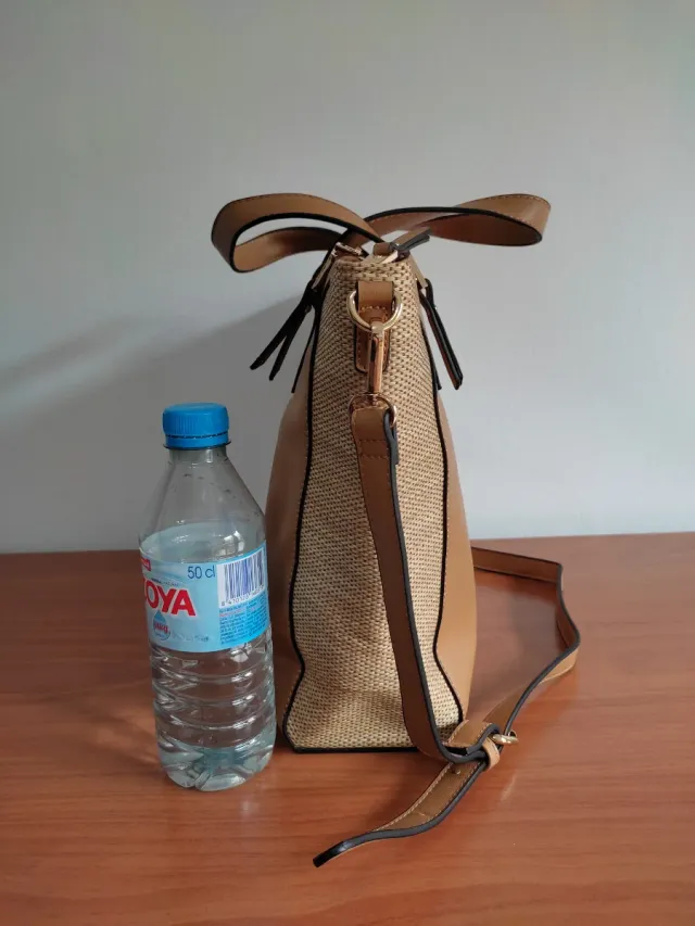 Bolso Parfois Beige y Dorado