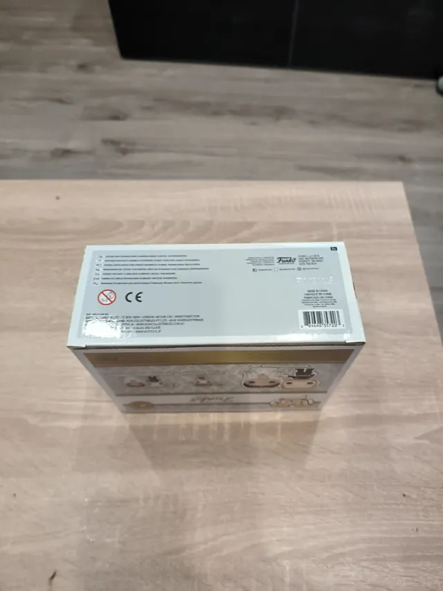 Funko Pop! Duke & Duchess of Sussex 2 Pack