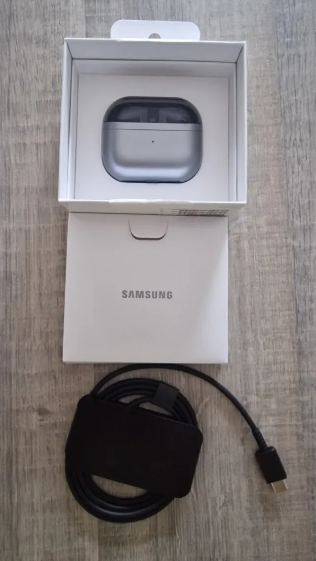 Samsung Galaxy Buds3 Plata