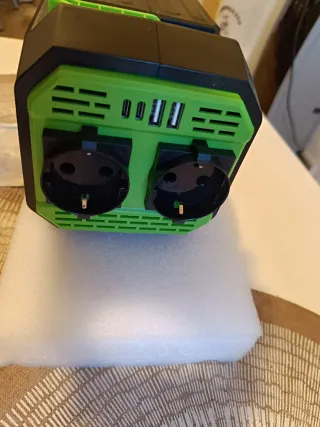 Inversor de Corriente 12V a 220V Portátil nuevo