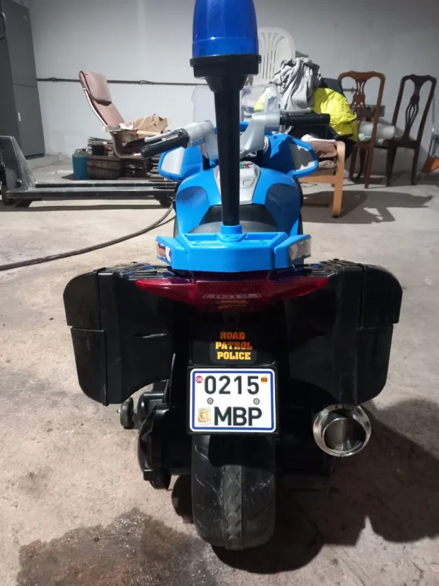 Moto Policia Eléctrica Infantil Azul
