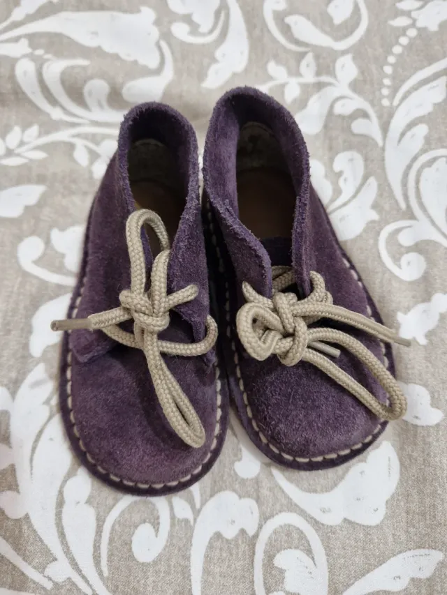 Botines niña piel morados